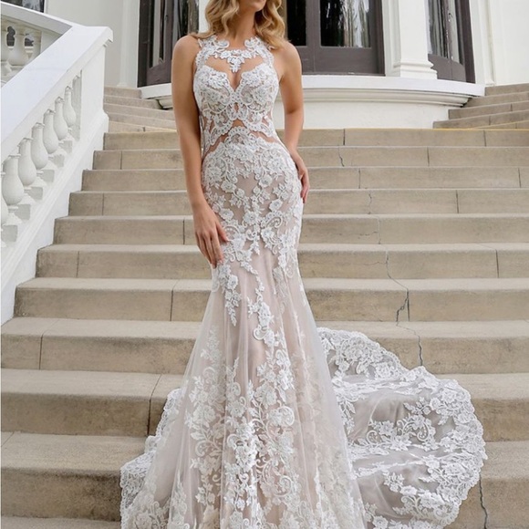 Blue by Enzoani wedding dress - Matilda - Picture 2 of 8